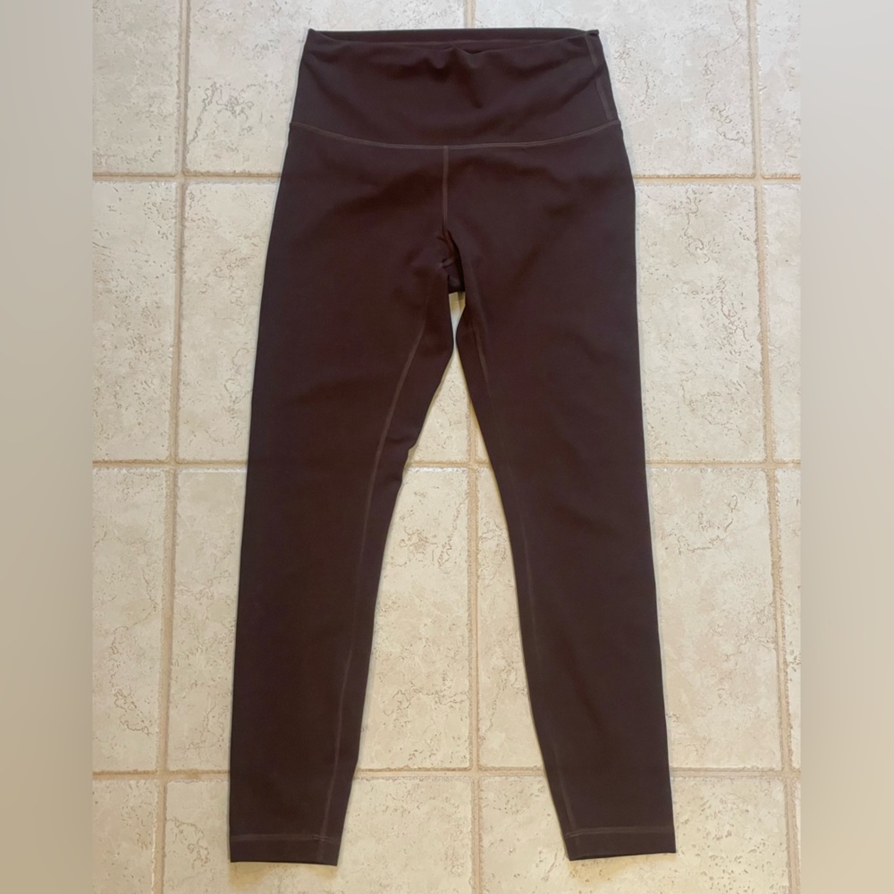 lululemon Wunder Train HR Tight 25” in Espresso, size 8